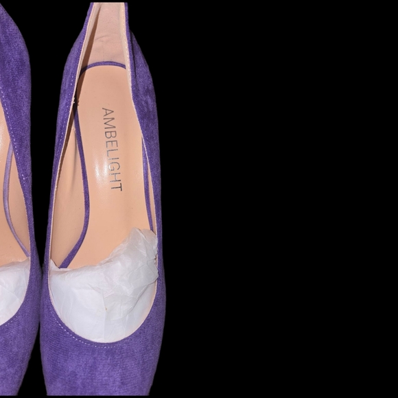Ambelight Heels - Picture 2 of 7